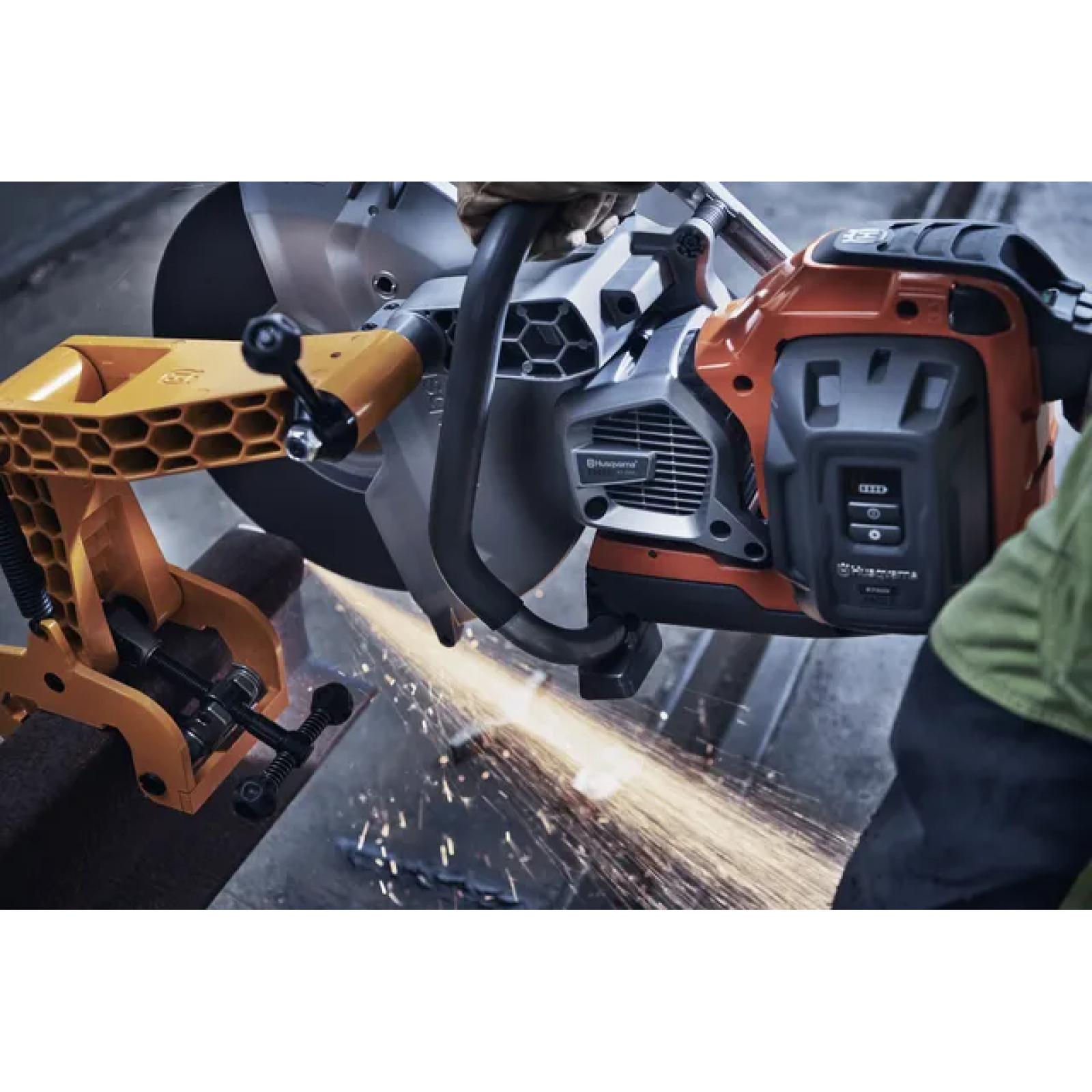 Рельсорез Аккумуляторный Husqvarna K 1 PACE Rail (14"/356мм) 9706215-06 Рельсорез Аккумуляторный Husqvarna K 1 PACE Rail (14"/356мм) 9706215-06